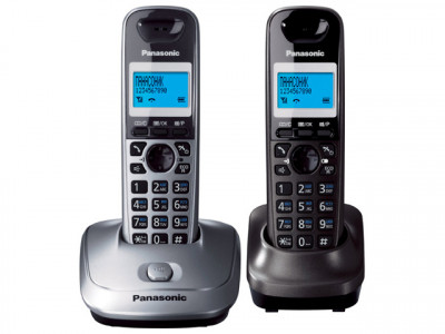 Радиотелефон Panasonic KX-TG2512RU1 Производитель	Panasonic
Модель	KX-TG2512
Наименование	Panasonic KX-TG2512
Описание	Panasonic KX-TG2512/ Возможность настенного крепления есть/ Громкая связь (спикерфон) есть/ Конференц-связь (между базой, трубкой/трубками и внешним абонентом) есть/